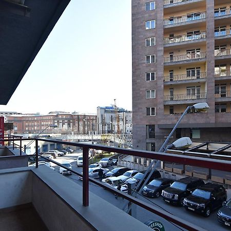 Rent Inn Yerevan On North Avenue מראה חיצוני תמונה
