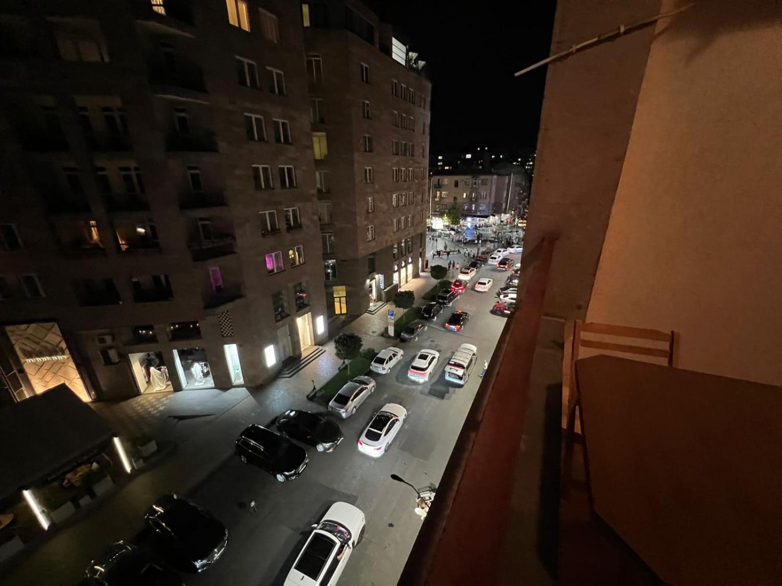 Rent Inn Yerevan On North Avenue מראה חיצוני תמונה