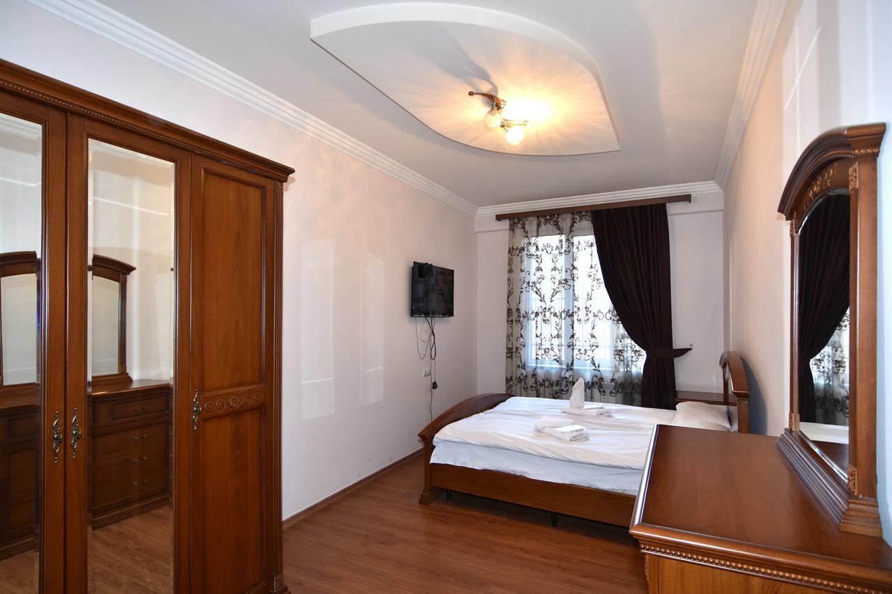 Rent Inn Yerevan On North Avenue מראה חיצוני תמונה
