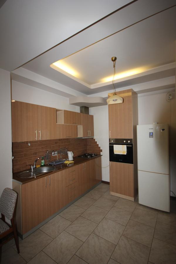 Rent Inn Yerevan On North Avenue מראה חיצוני תמונה